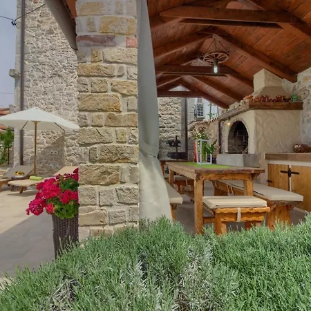 Mit Privatpool Fuer 8 Personen Ca 123 Qm In Dracevac, Istrien Istrische Riviera Holiday home Porec