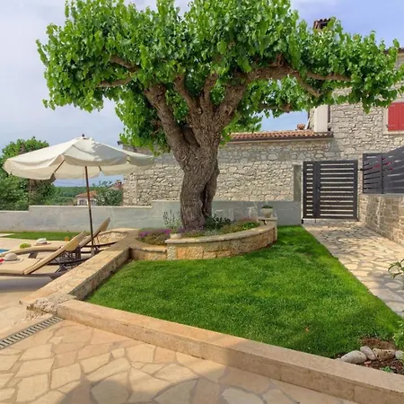 Mit Privatpool Fuer 8 Personen Ca 123 Qm In Dracevac, Istrien Istrische Riviera Holiday home Porec