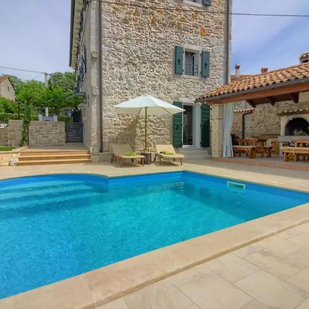 Mit Privatpool Fuer 8 Personen Ca 123 Qm In Dracevac, Istrien Istrische Riviera * Porec